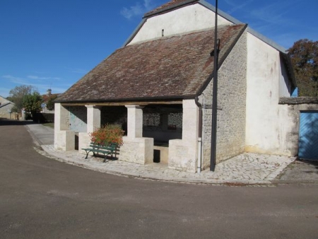 Aujeurres-lavoir 2