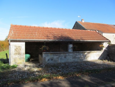 Voisines-lavoir 1