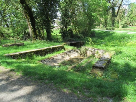 Cesancey-lavoir 3