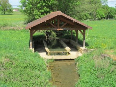 Sainte Agnés-lavoir du hameau Froideville